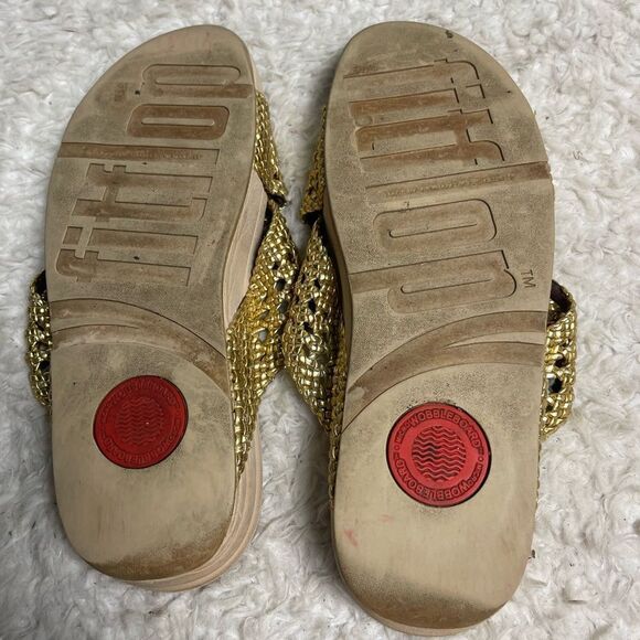 Fitflop Metallic Gold Cross-Strap Sandals - Picture 10 of 11